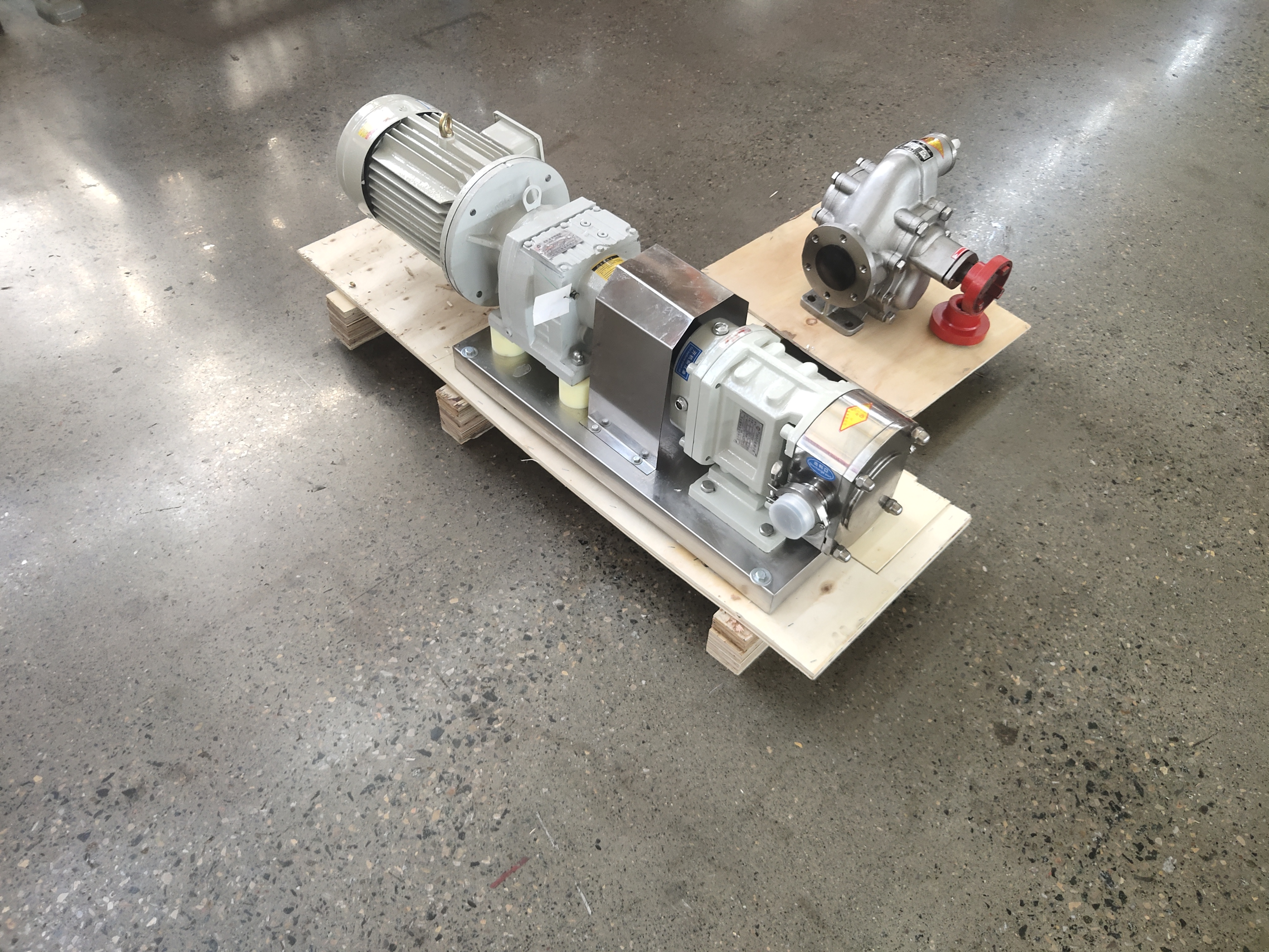 Pumps for Liquid Materials